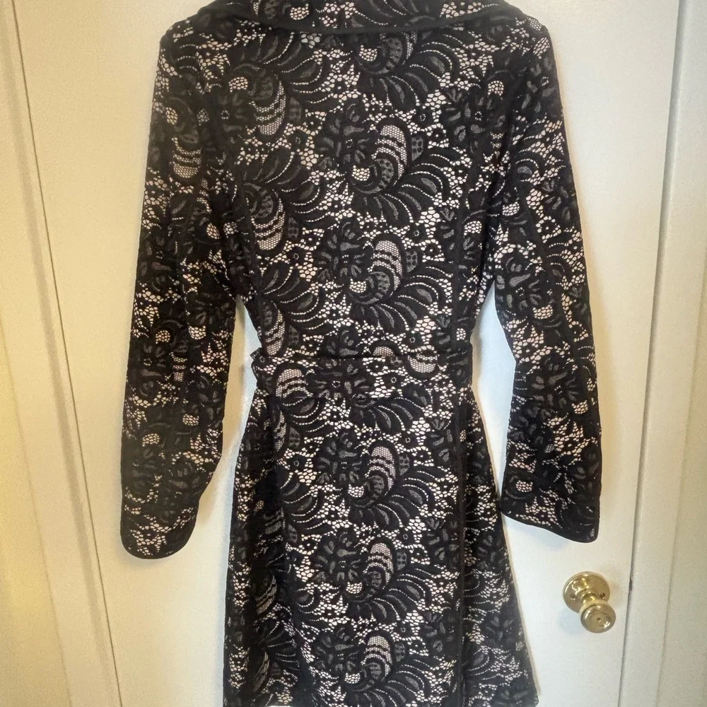 Trina Turk Black Lace Trench Coat - Picture 3 of 7